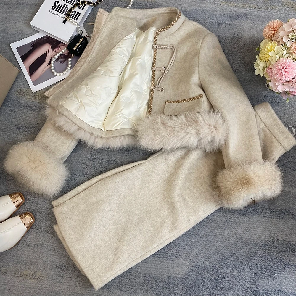 823冬季新中式小香风套装女2024新款加厚保暖短外套长裙两件套女