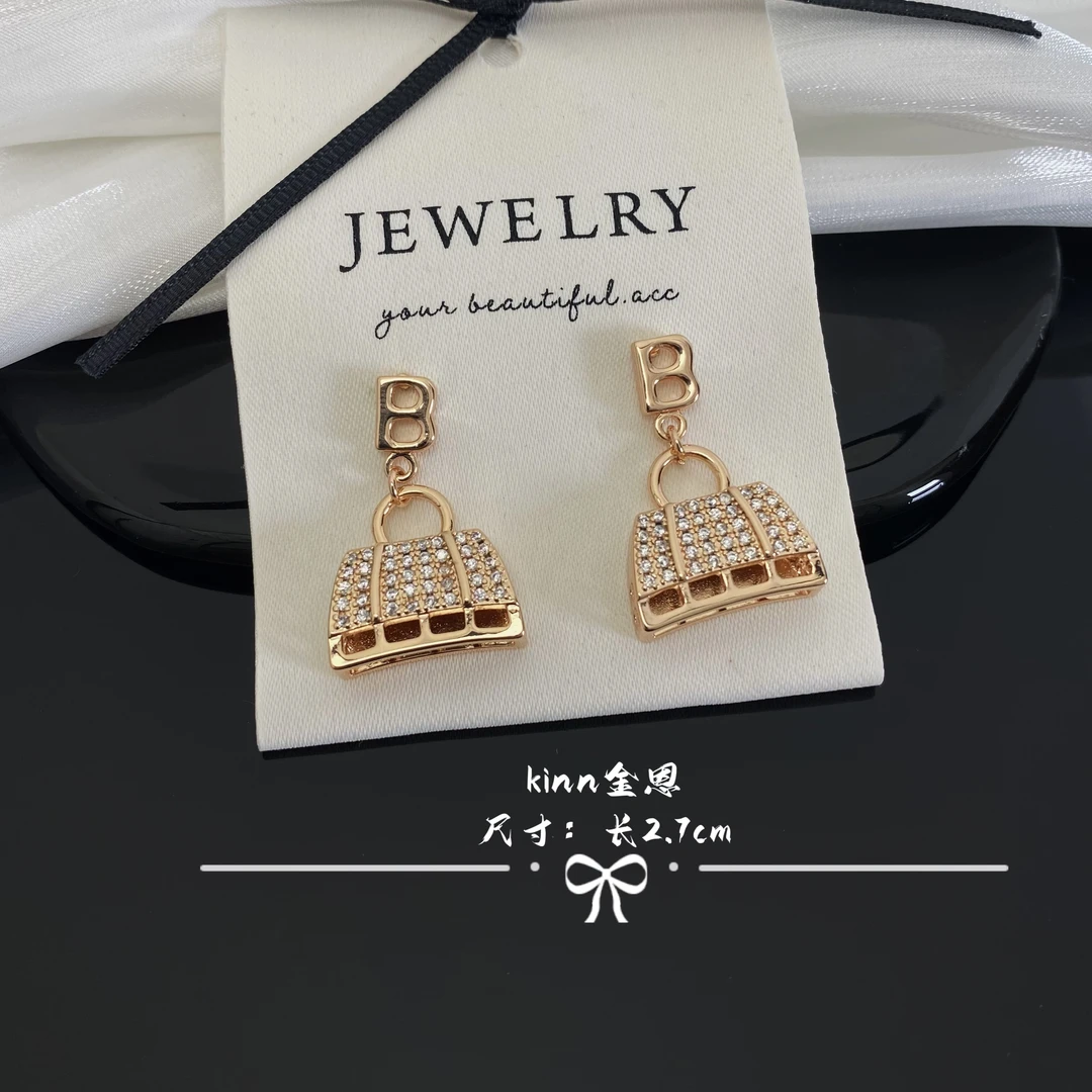 铜合金合成锆石耳饰 【金恩】气质轻奢时尚百搭简约个性精致耳环