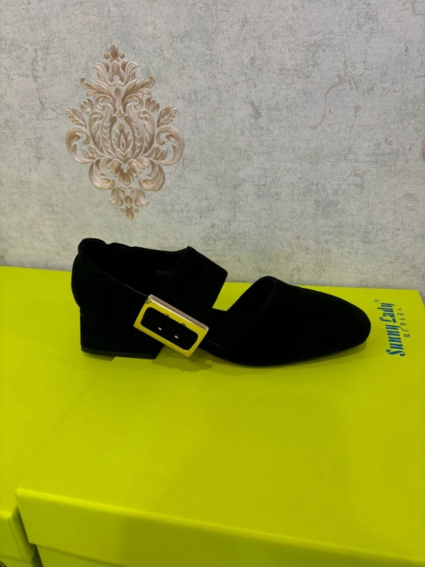 羊京方扣中空低跟鞋B185-7505