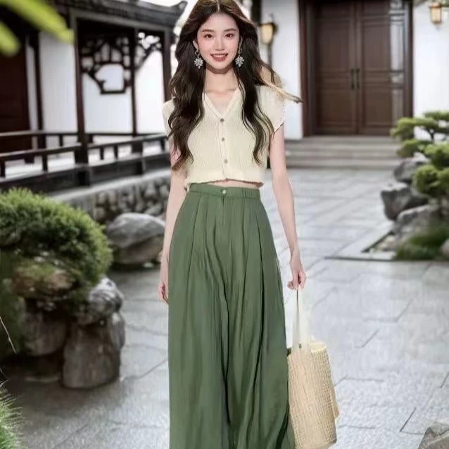 禅意风穿搭一整套v领短袖t恤设计感绝美上衣直筒阔腿