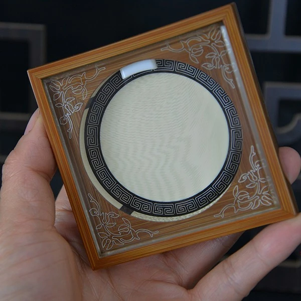 张圣林老竹天圆地方镶嵌银丝黄蛉盒