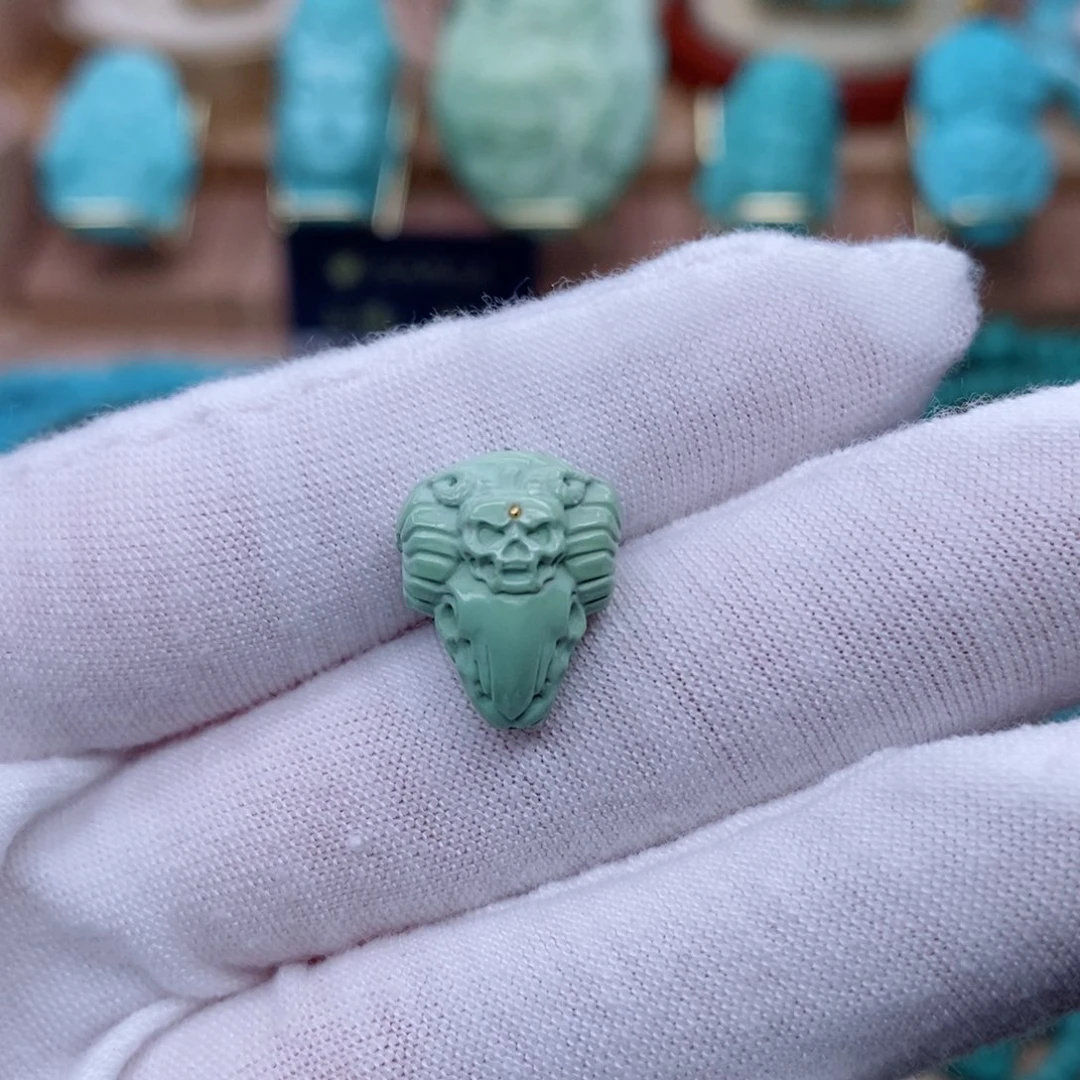 绿松石绿松石未镶嵌