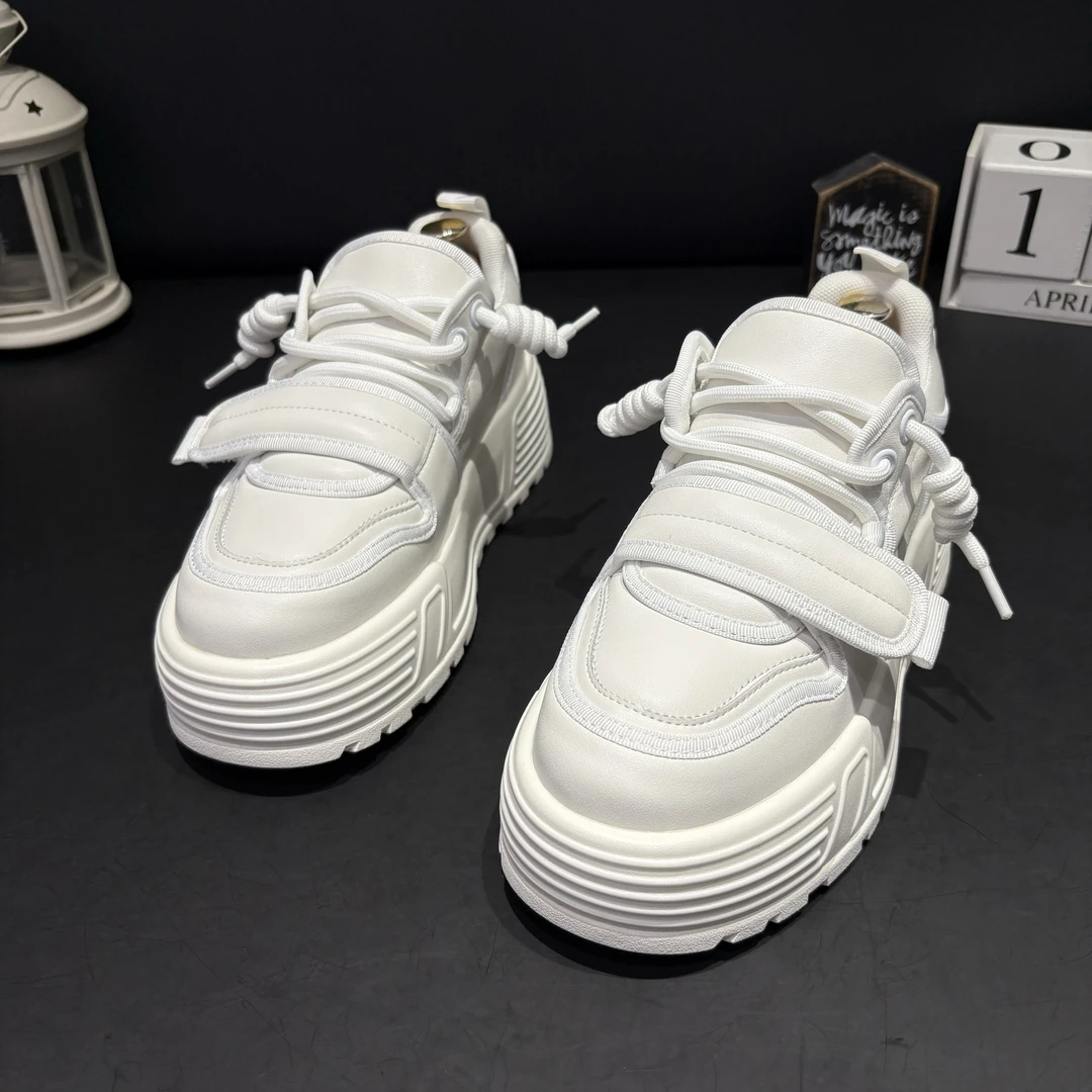 春秋新款男士小白鞋魔术贴小丑鞋厚底增高超轻板鞋高级潮牌休闲鞋