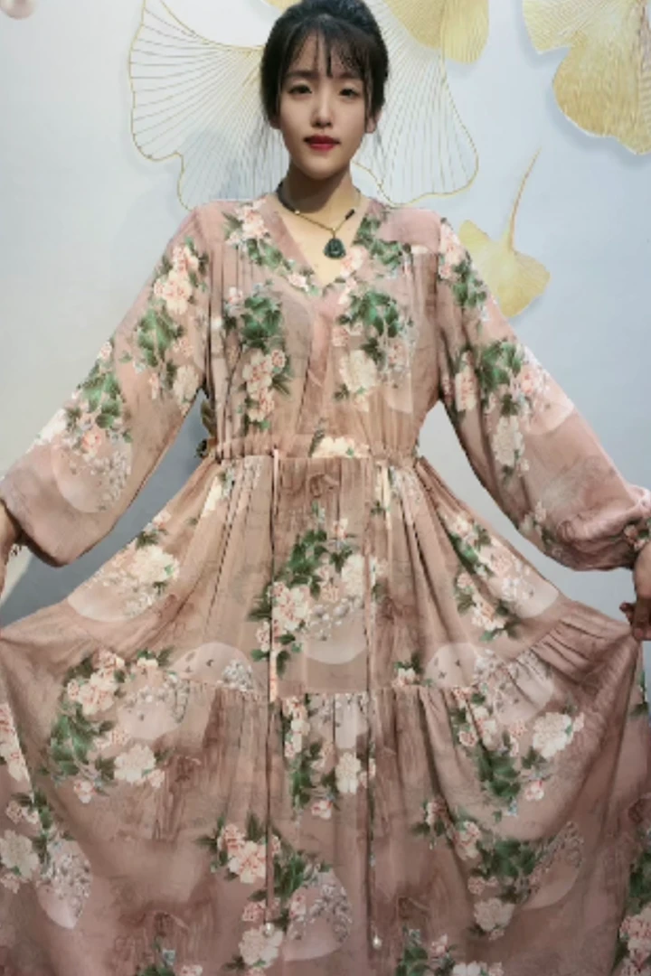 【 编号365】夏季女士宽松连衣裙大码印花长袖碎花沙滩裙女士可收腰