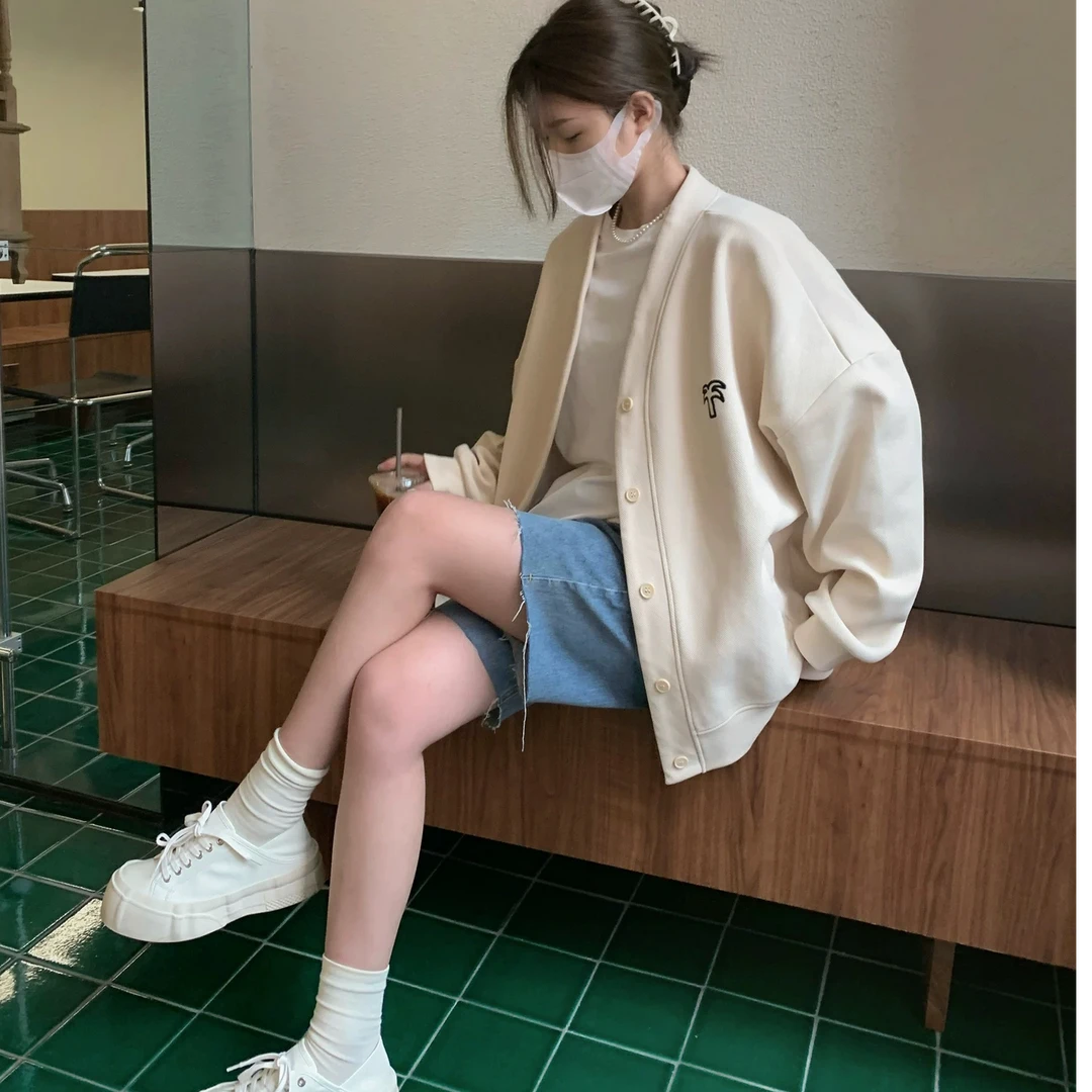 海边的风 纽扣开衫刺绣V领宽松百搭高级感卫衣开衫新款韩版ins