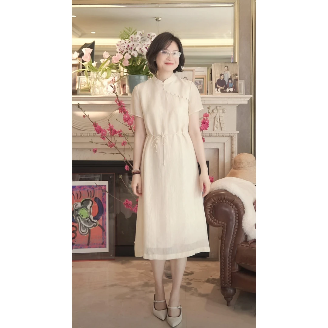 我是摩羯 江南美人 精美提花肌理新中式气质百搭小立领斜襟连衣裙