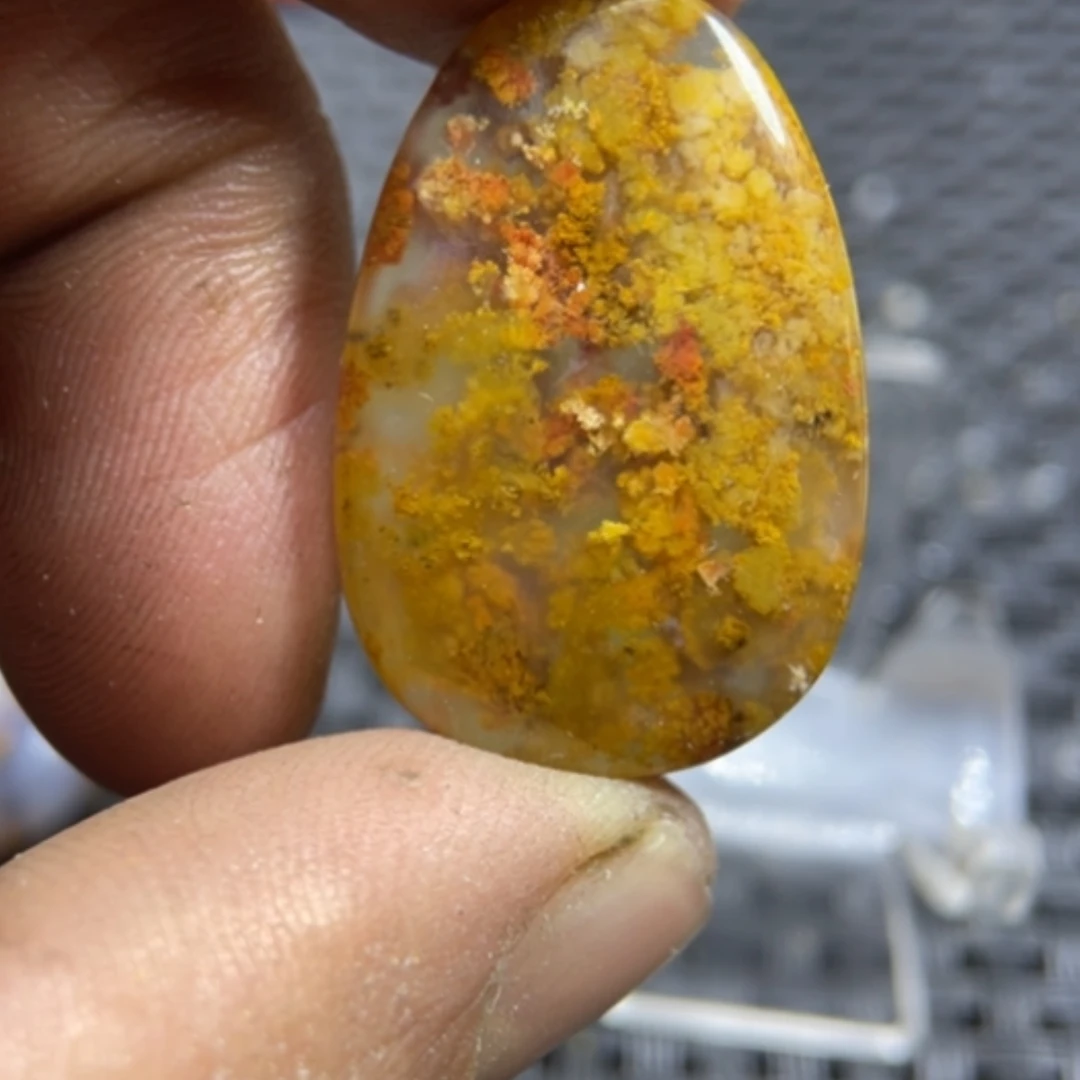 【闪购商品】玛瑙/玉髓颈饰未镶嵌沧**田