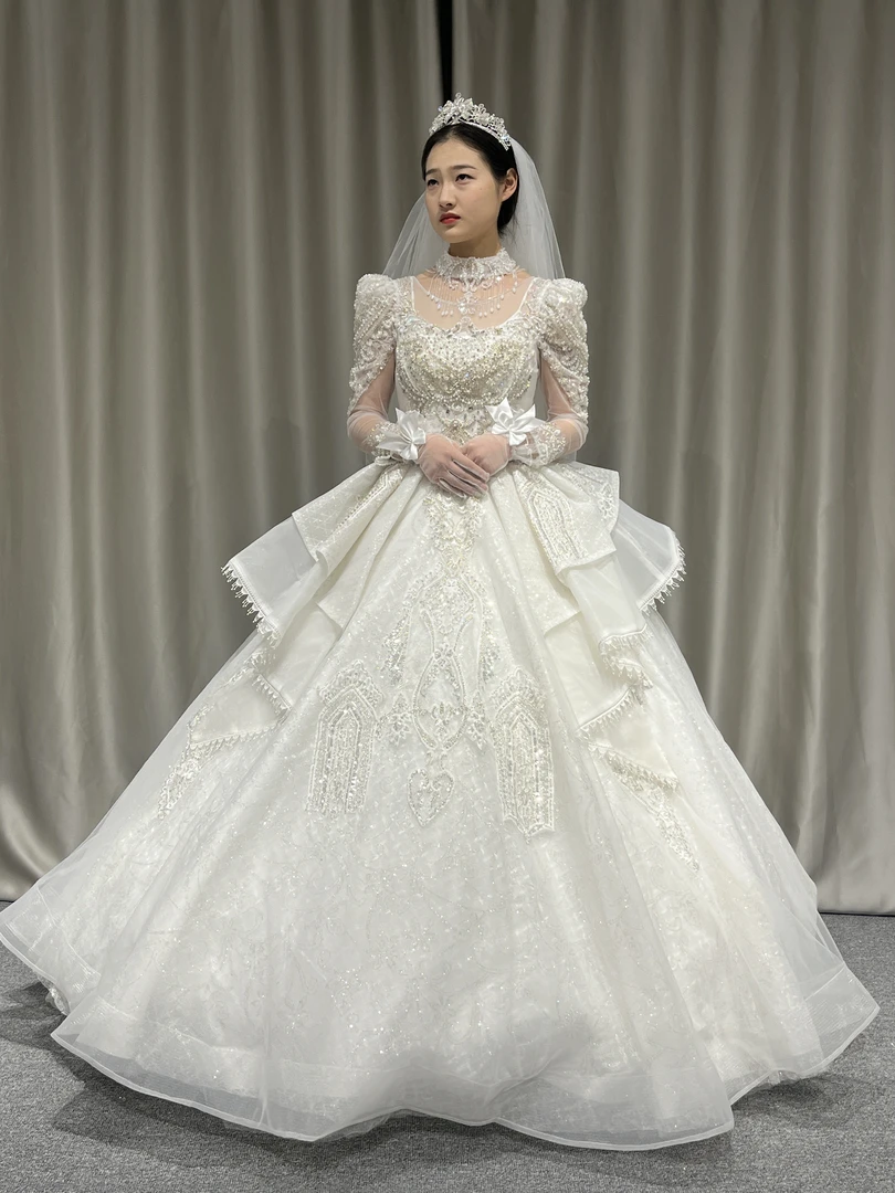 重工婚纱小个子气质婚礼结婚质感大拖尾高端高级珠绣主纱长袖