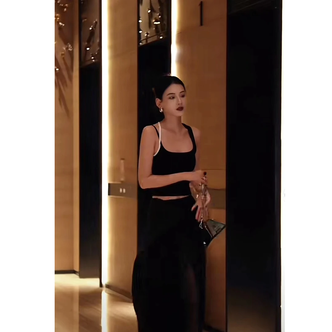 1423【小吊带】不规则设计弹力修身撞色吊带内搭