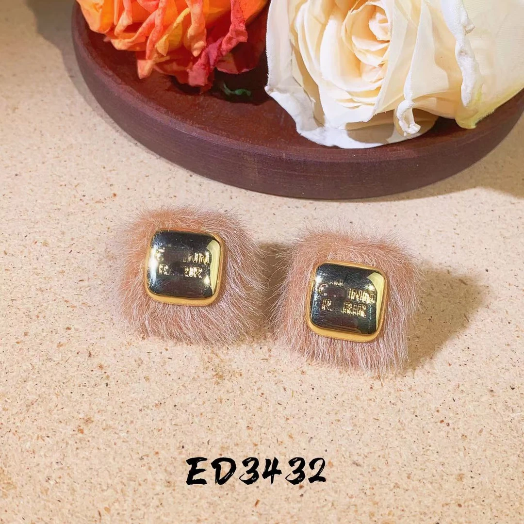 铜合金耳饰 气质轻奢时尚百搭复古法式简约金色精致ed3432
