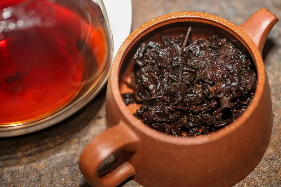 浩哥（以主播介绍为准）中老期普洱茶357克云南七子饼茶6号