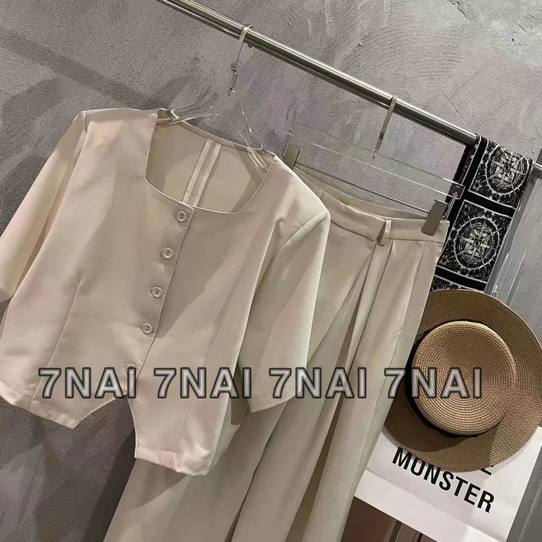 七七推荐 设计感减龄西服套装女两件套潮QN6316