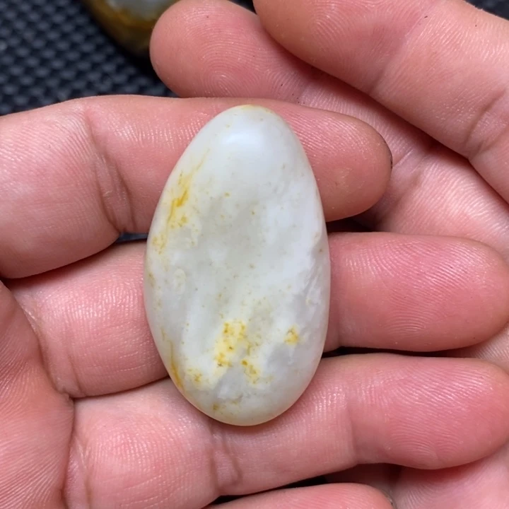 和田玉（糖玉）珠宝奇石未镶嵌