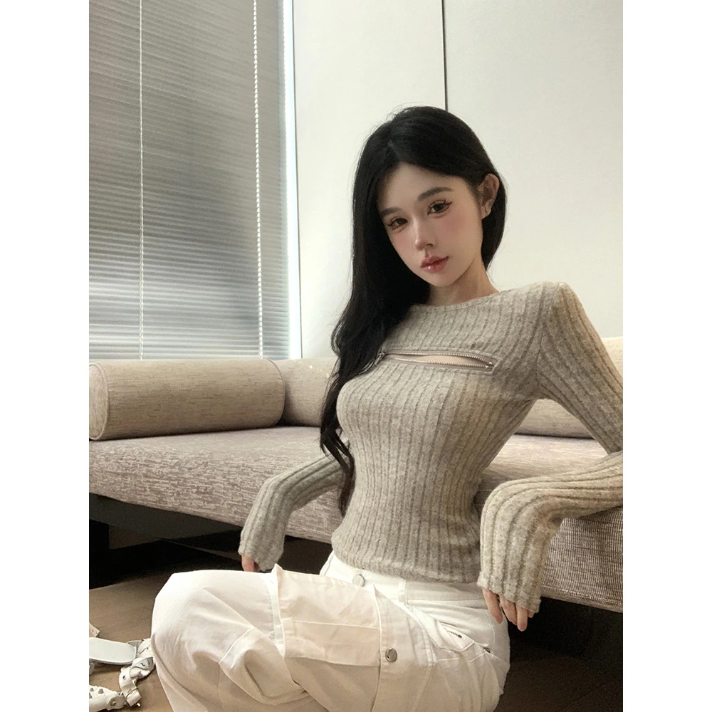 显瘦百搭设计奶FuFu燕麦灰少女性感柔软性感针织衫女秋冬季打底衫