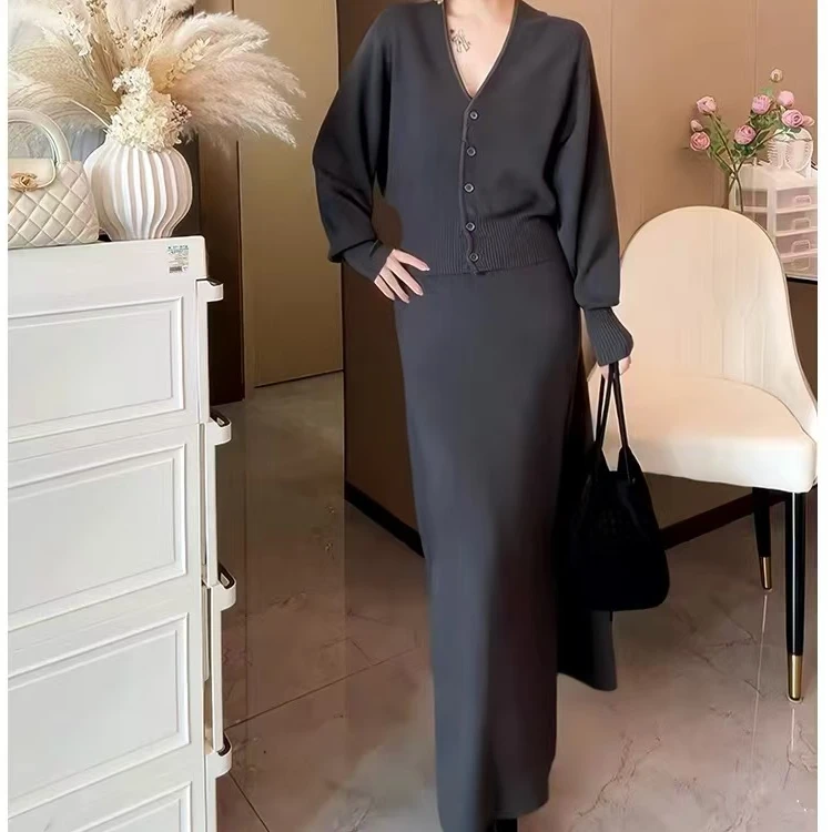 #6609#2024秋季新款韩版气质套装长袖V领针织开衫a字半身裙两件套