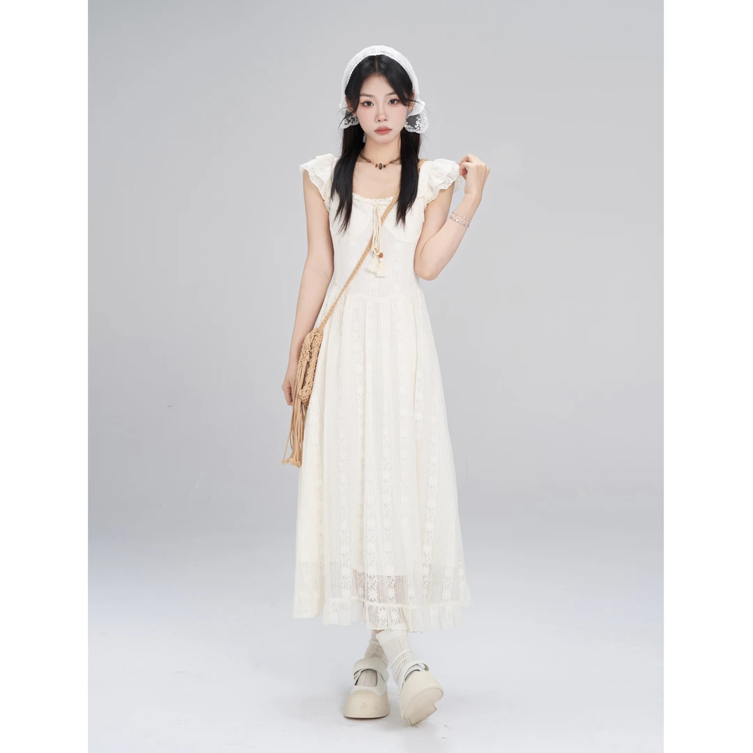 【小野莓】度假风气质甜美清凉感镂空法式吊带连衣裙-清清BL84919
