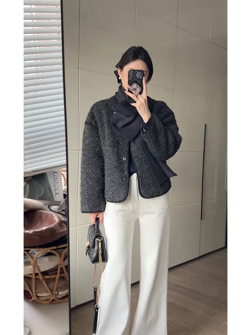 梦小小女装高级感配围巾加棉羊羔毛外套女2024冬季新款宽松加厚