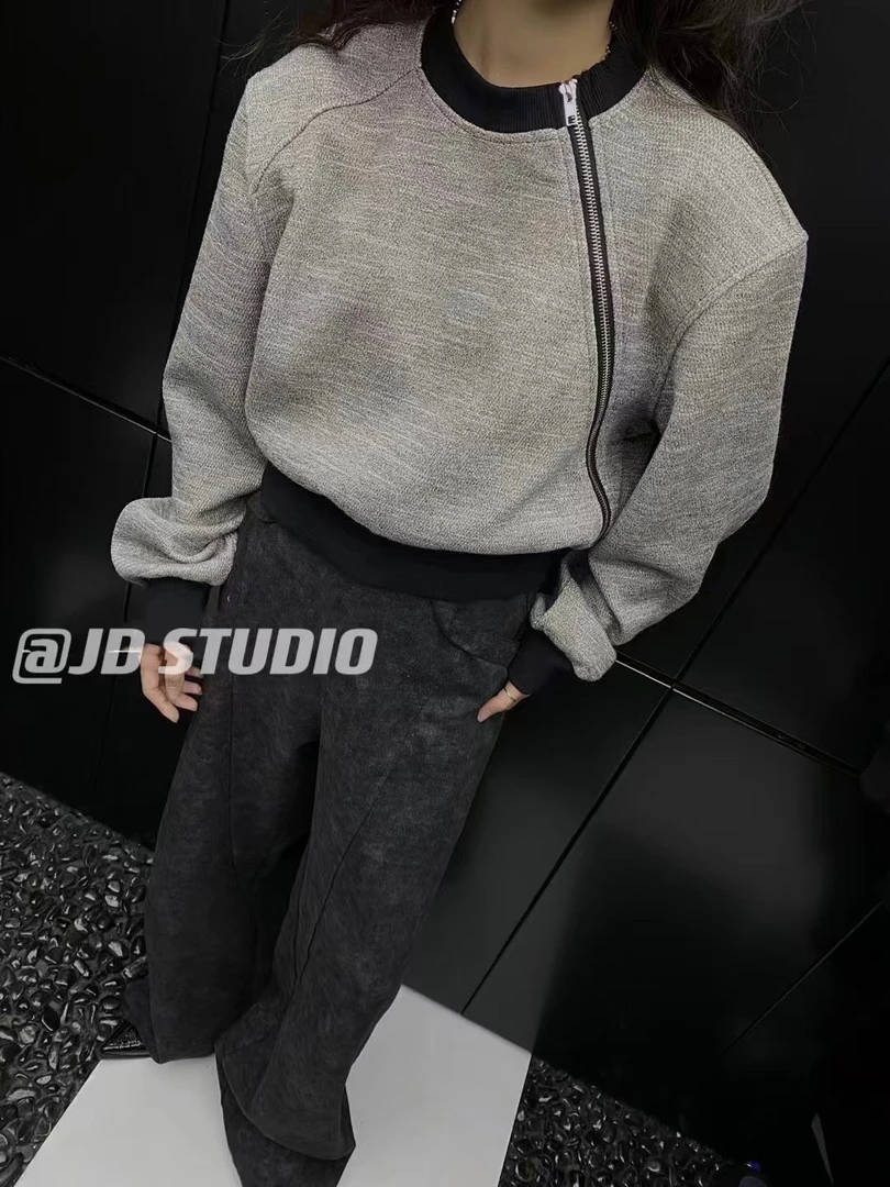 梦小小女装2025秋季新款时尚小众斜拉链设计感拼接圆领卫衣女上衣