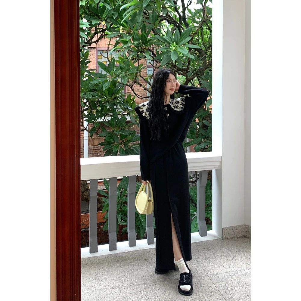 【珍妮德】甜辣多多2025秋款卫衣料松紧腰头不规则设计前开叉半身裙