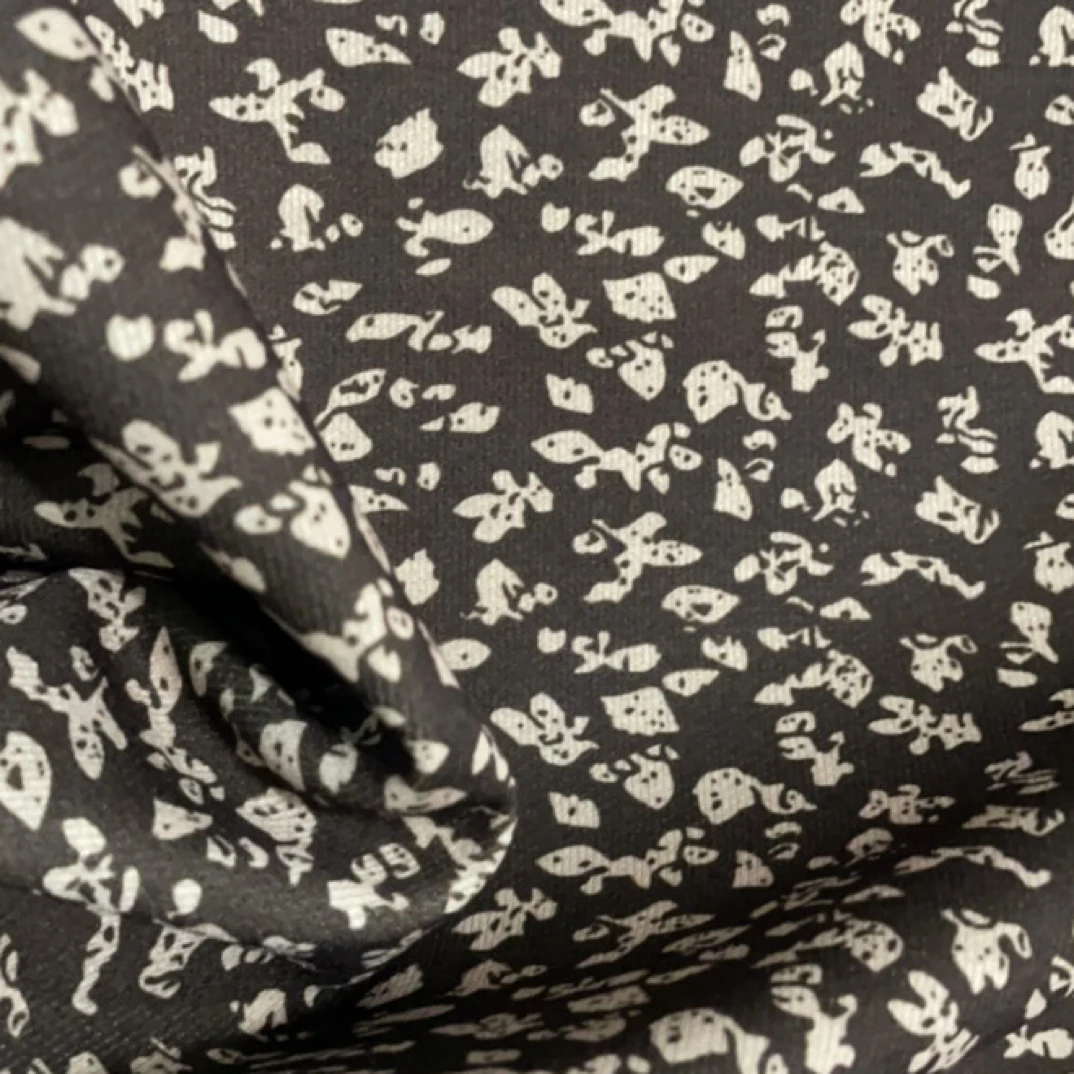 高品质新款咖色小花罗马棉面料【不支持退换货】