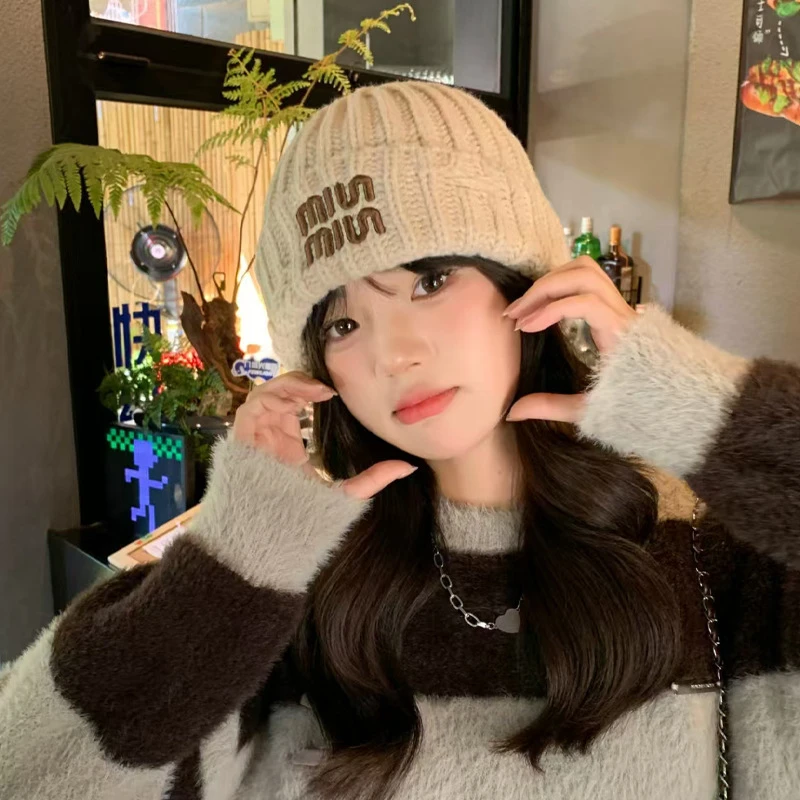 2024新款大头围毛线帽女秋冬季保暖显脸小防寒护耳针织帽