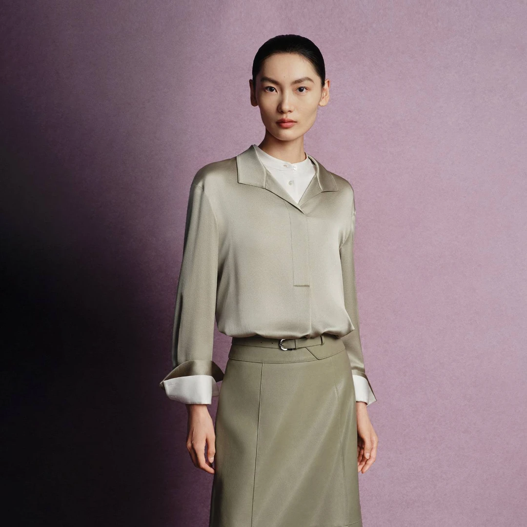 OVV秋冬新款女装20MM缎面绉翻领落肩长袖休闲衬衫GNSAJ34107A