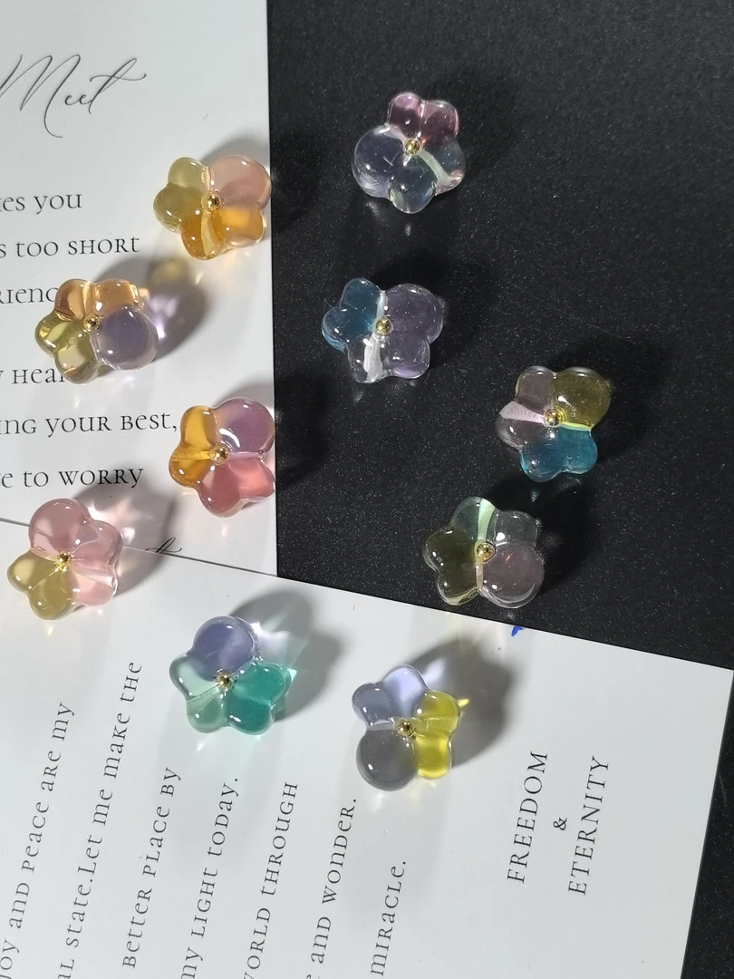 定制三色渐变蝴蝶花小花渐变通孔卡16mmDIY饰品配件串珠配件手机