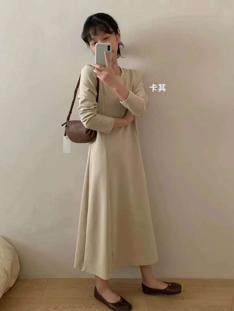法式赫本风圆领简约长袖连衣裙 5282