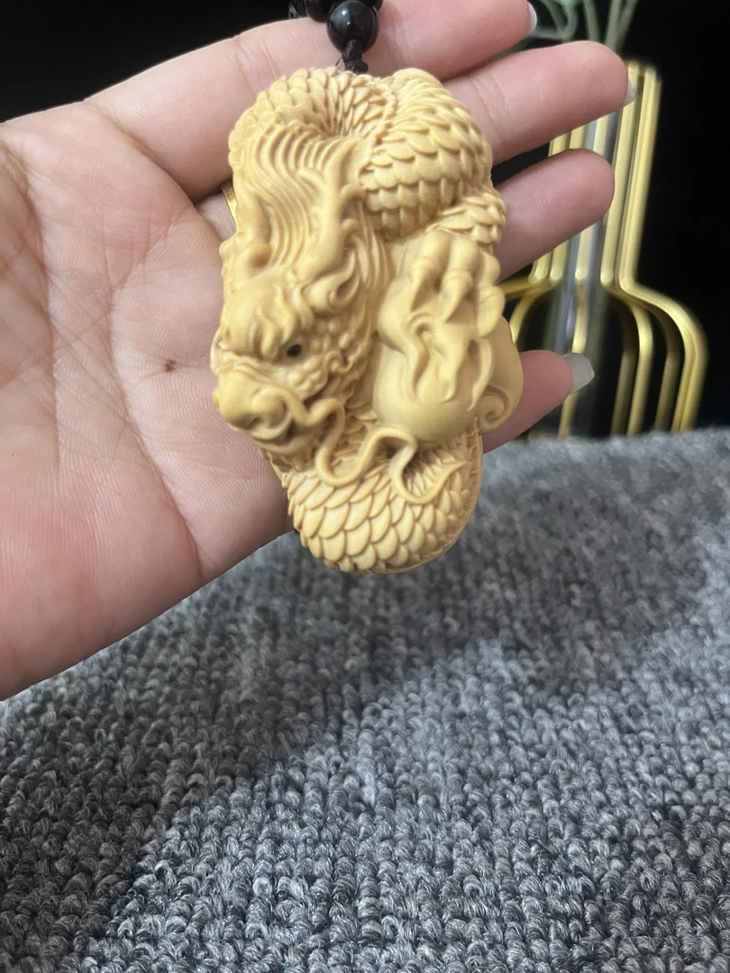 黄杨木龙手把件实木龙木雕工艺品8公分