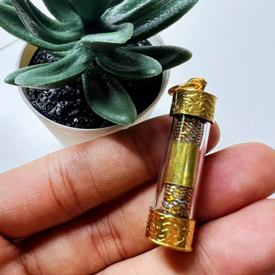 古巴丙 2552年 KO管管 摆件