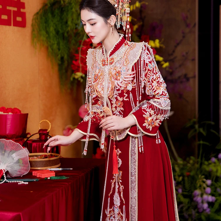 秀禾服新娘2025新款重工结婚中式出嫁秀禾婚服大码秀和服修身显瘦