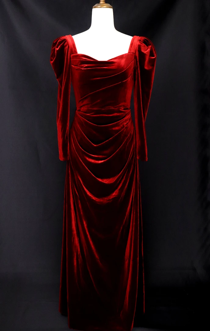 新娘订婚结婚敬酒宴会晚礼服秋冬气质女装法式复古红色丝绒显瘦