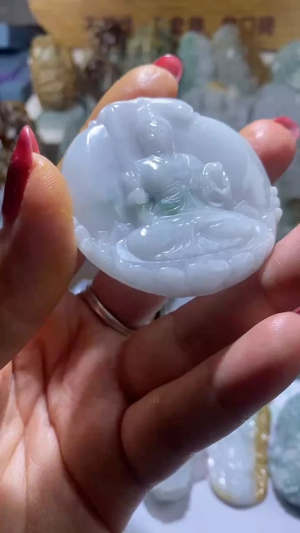 【闪购商品】翡翠吊坠(不含链)未镶嵌不动明王