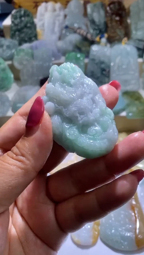 【闪购商品】定制翡翠未镶嵌龙牌