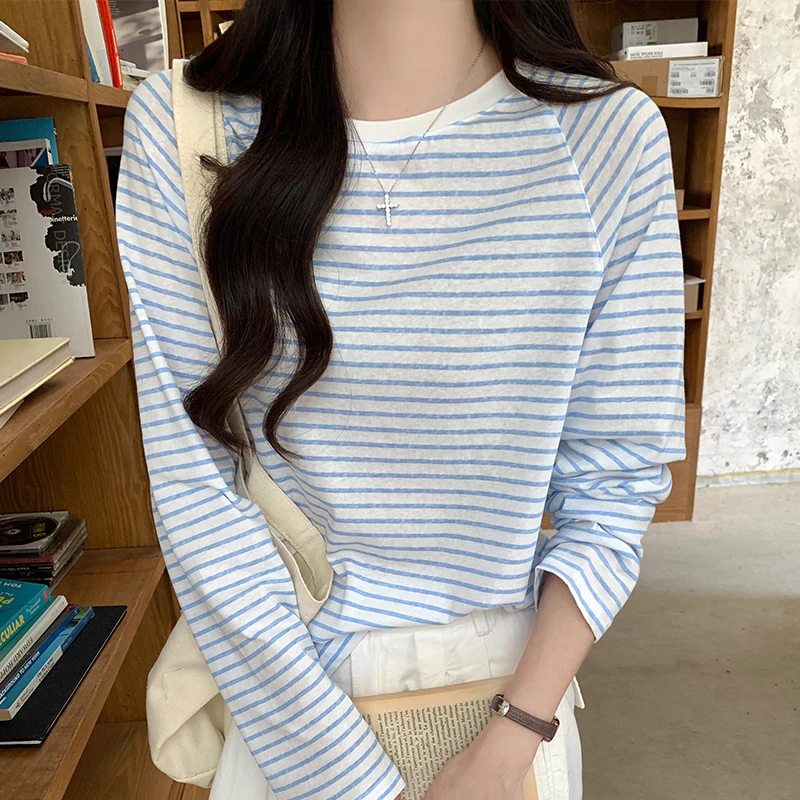 撞色条纹防晒长袖t恤女夏季蓝色薄款空调罩衫独特别致宽松上衣潮
