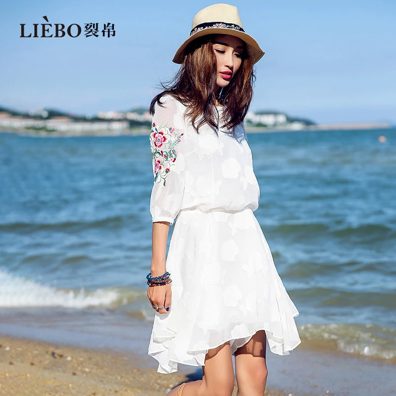 裂帛刺绣海边沙滩度假仙女初恋小白裙子夏不规则摆连衣裙51VF0027