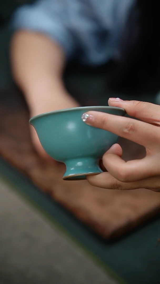 【闪购商品】131汝瓷-至尊杯-微瑕简包-明洋
