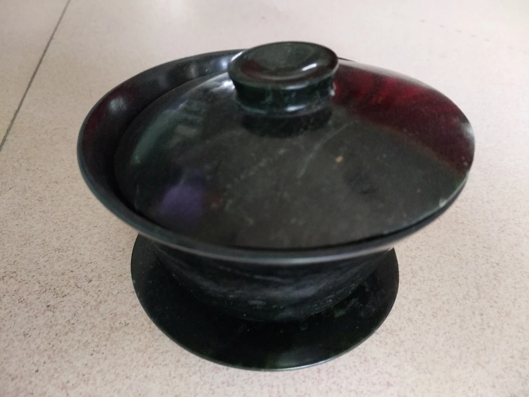 天然墨玉盖碗，茶碗，三才茶碗药王石玉杯