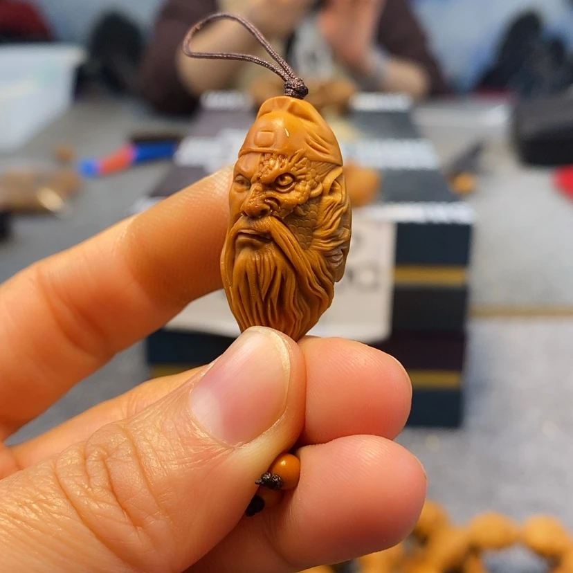 【闪购商品】橄榄核吊坠
