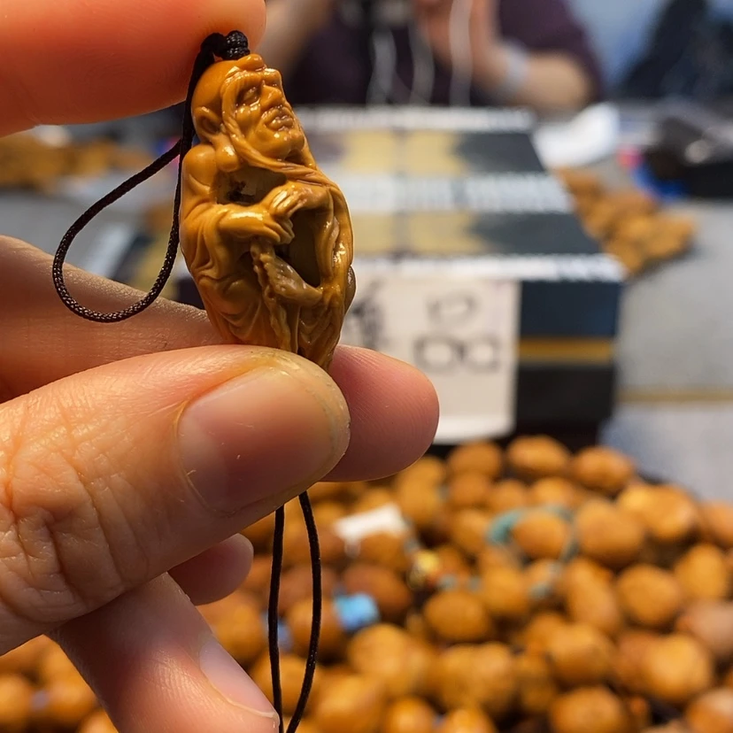 【闪购商品】橄榄核吊坠