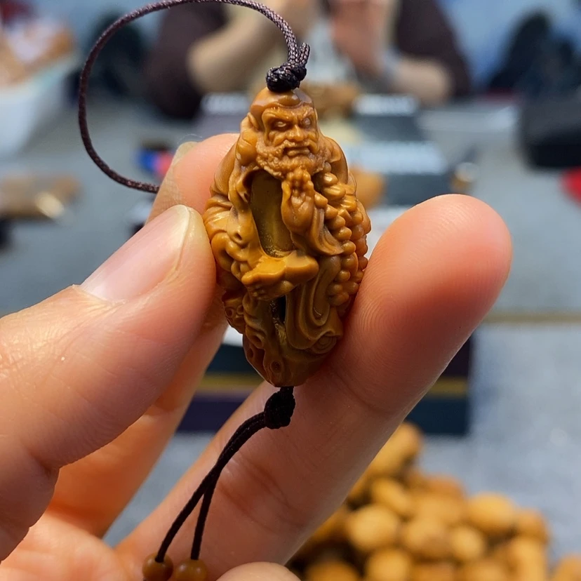 【闪购商品】橄榄核吊坠