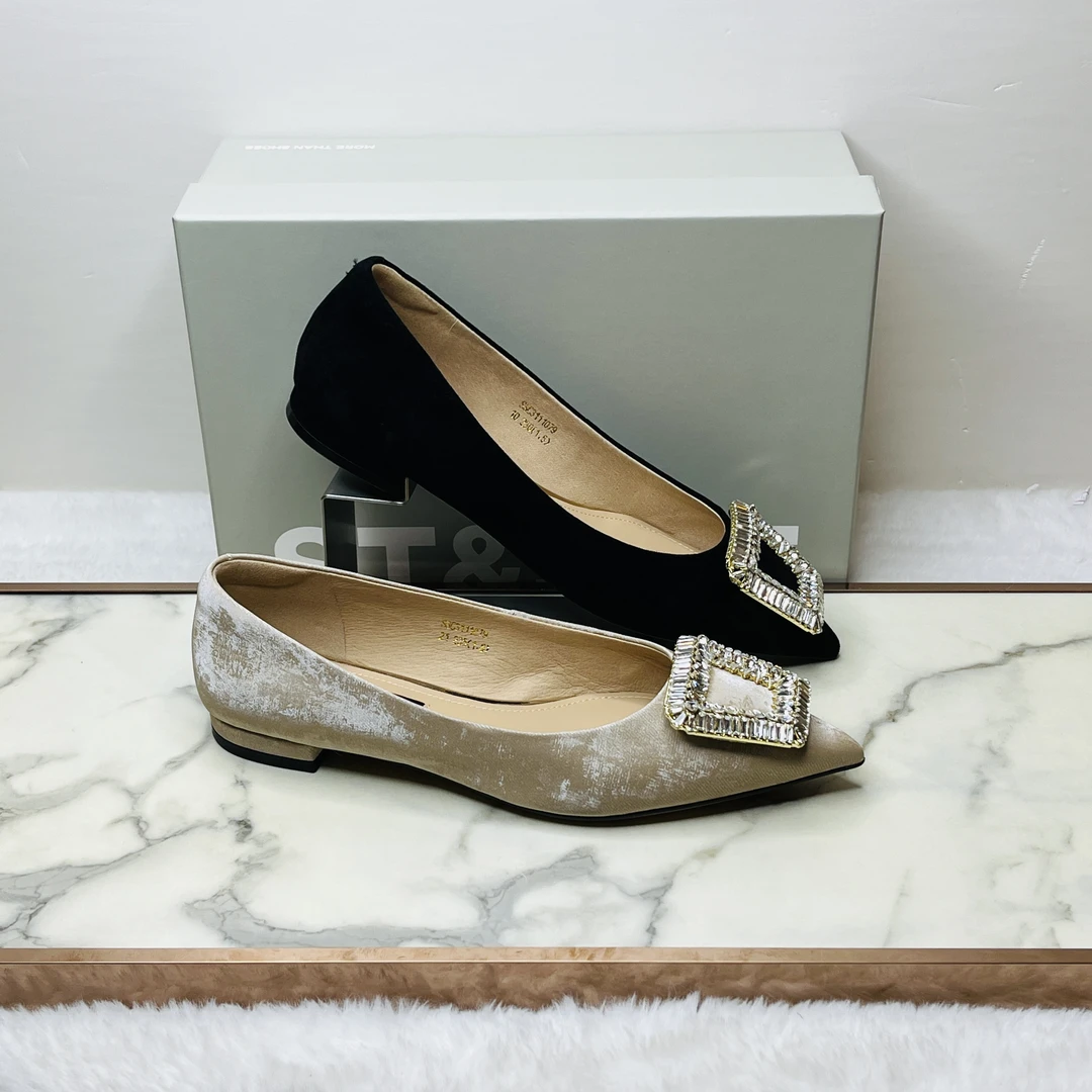 星期六2024秋季新款浅口单鞋通勤百搭尖头优雅平底女鞋SSC3111079