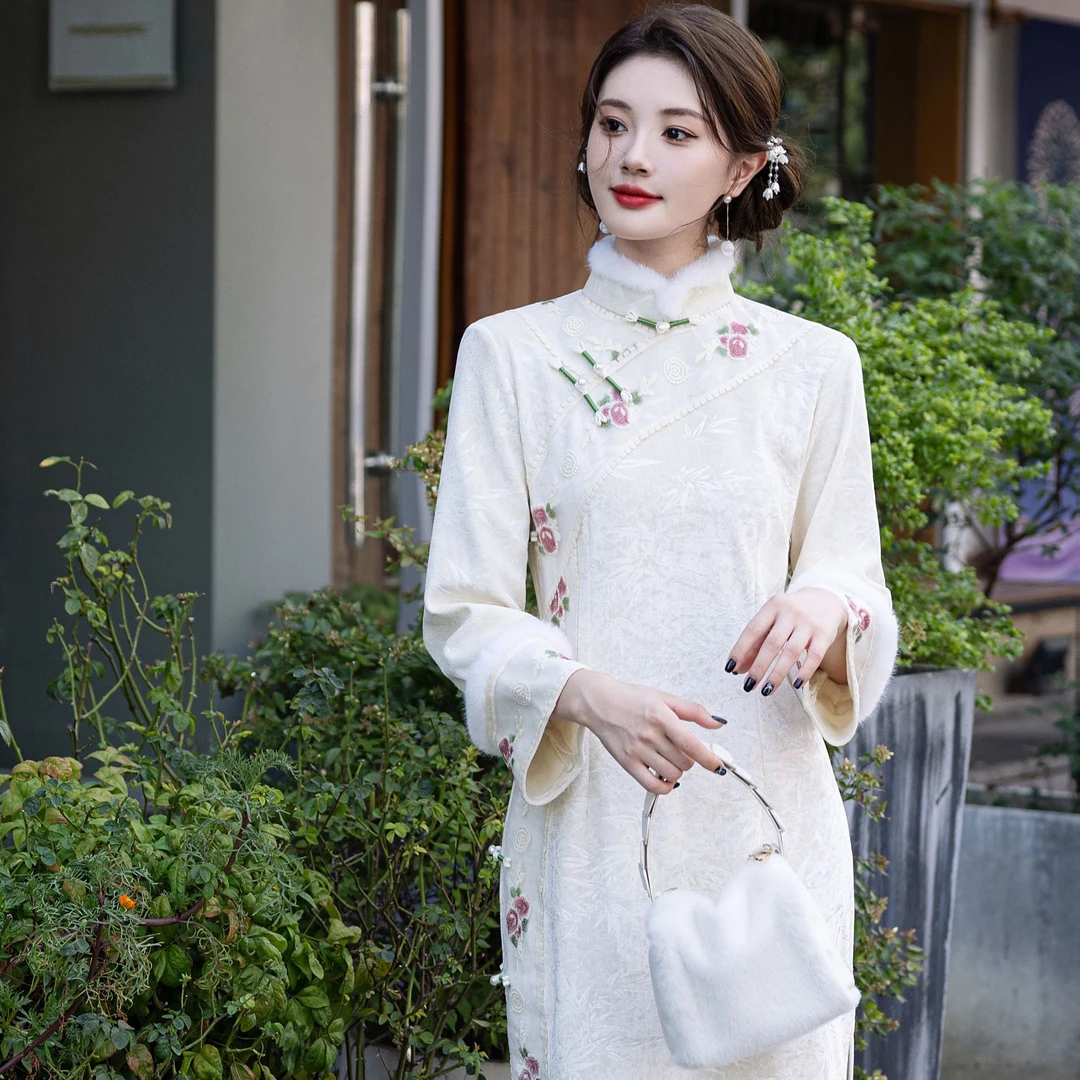 【风清余】2024秋冬新款 加厚加绒提花网纱绒高端苏绣蕾丝长袖旗袍