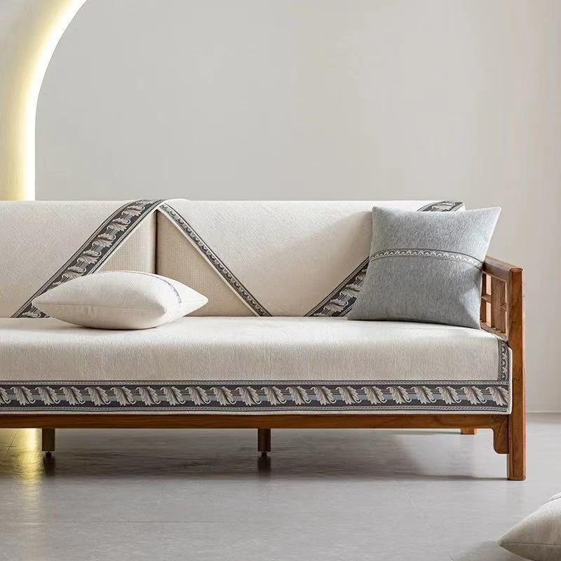 【山燕宁】单张高端简约刺绣防滑沙发垫加厚全盖雪尼尔纯色轻奢