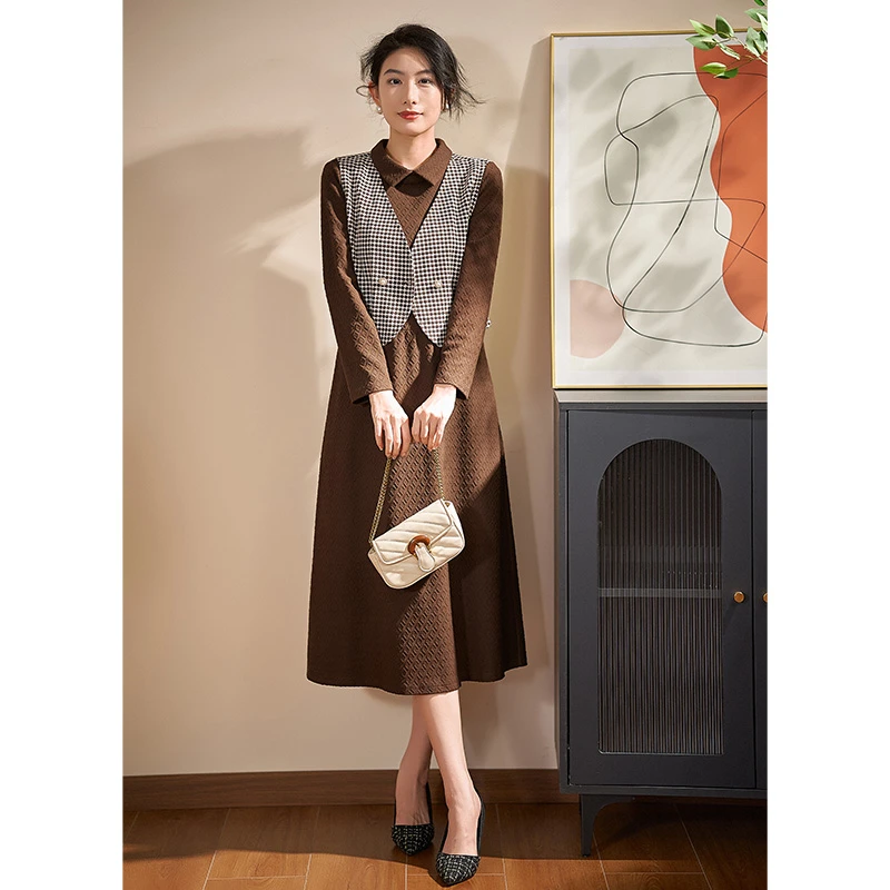 迪欧芙2024秋冬新款时髦马甲娃娃领款长袖女套装连衣裙#QTZ17206