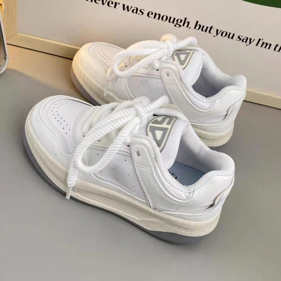 N1302白色秋冬ins风复古防滑板鞋小众学院情侣厚底德训运动鞋女潮