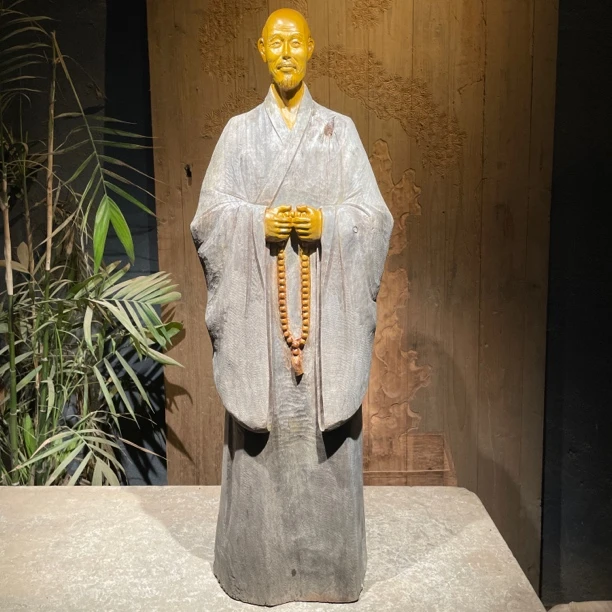 弘一法师木雕家居摆件长30宽21高78