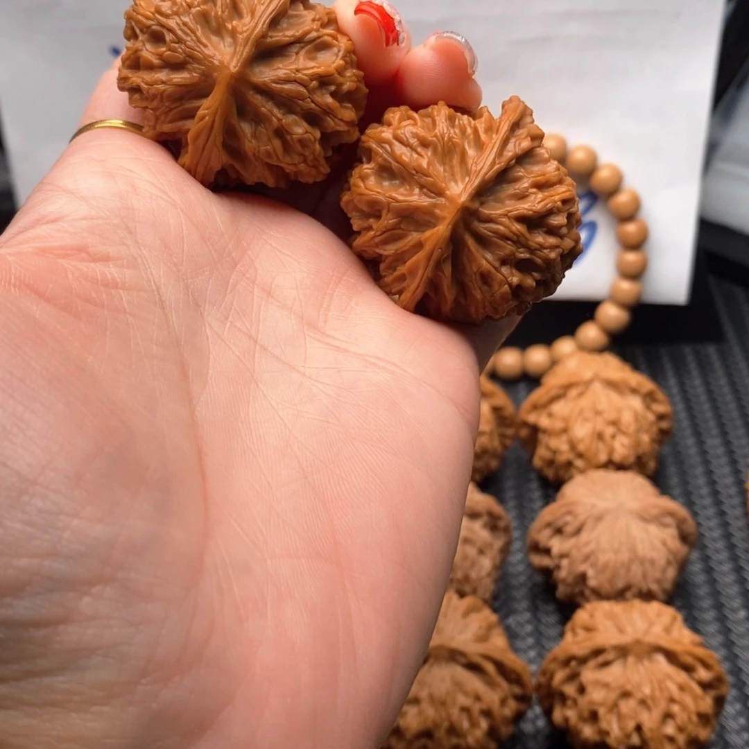 文玩核桃吊坠苹果园39