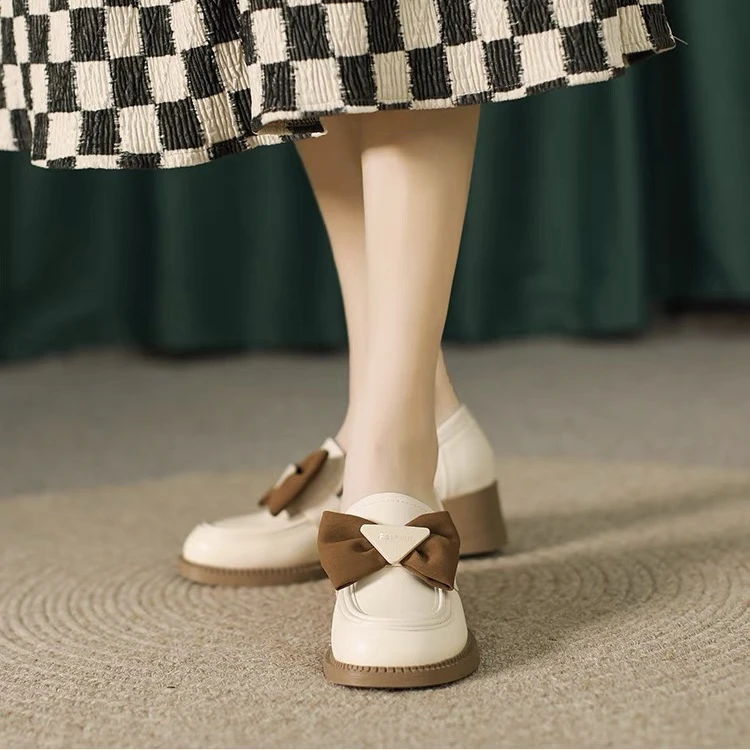 2022-26秋季新款英伦小皮鞋女百搭粗跟甜美蝴蝶结法式乐福单鞋