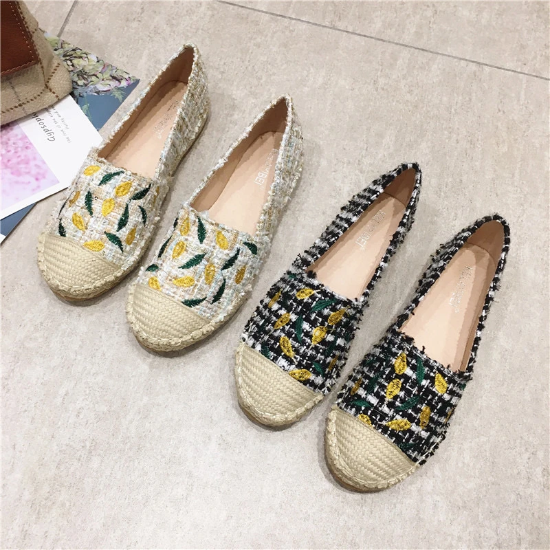 688-2小香风平底单鞋新款法式刺绣渔夫鞋复古乐福鞋女鞋子